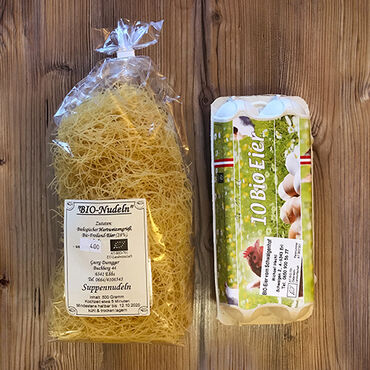 Bio-Nudeln und Bio-Eier vom Schwaigenhof in Ebbs